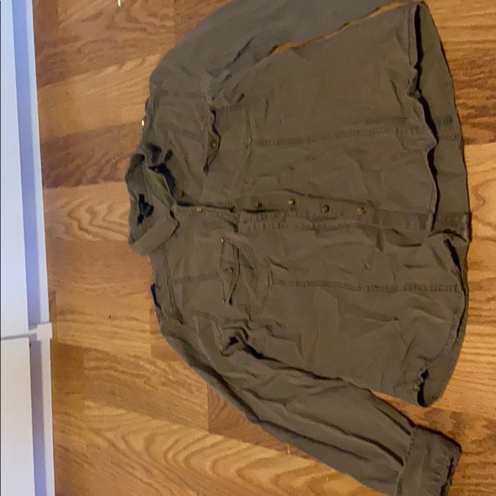 Army green long sleeve shirt